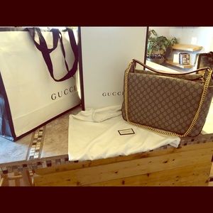 GUCCI purse